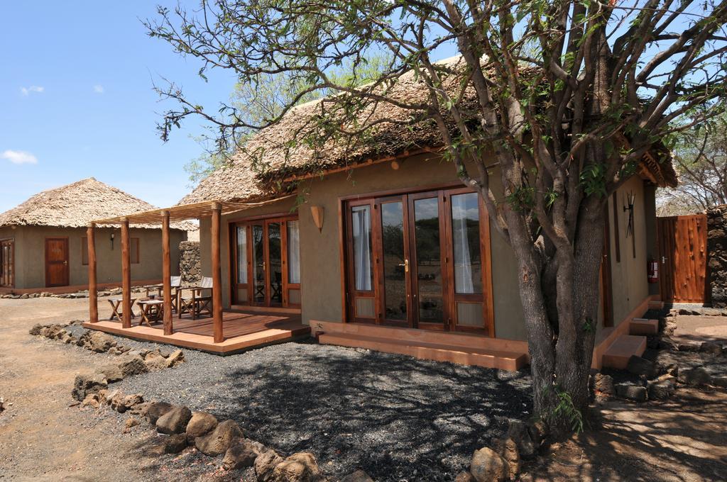 Severin Safari Camp Tsavo West National Park Номер фото